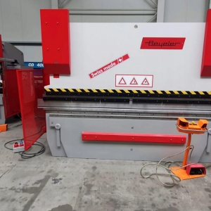 Beyeler CNC 100t x 3100 mm 6 osi